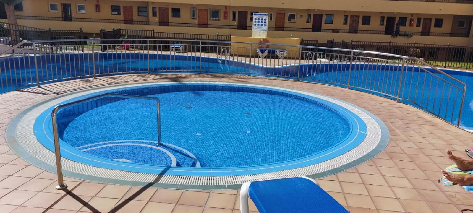 Firstline Apartment Los Cristianos Арона Екстериор снимка